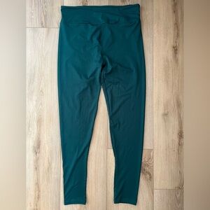 LULAROE Solid Green Leggings EUC